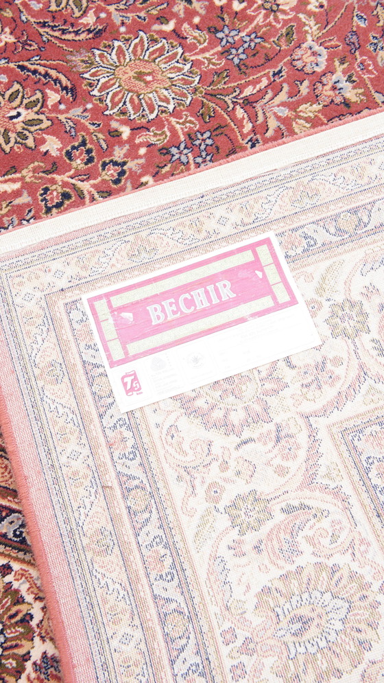 Image 1 of Groot roze/ rood wollen oosters vloerkleed 345x250cm