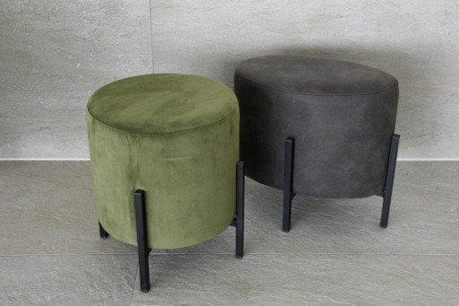 1 Pouf & repose-pieds en velours cognac (voir photo détaillée du tissu)