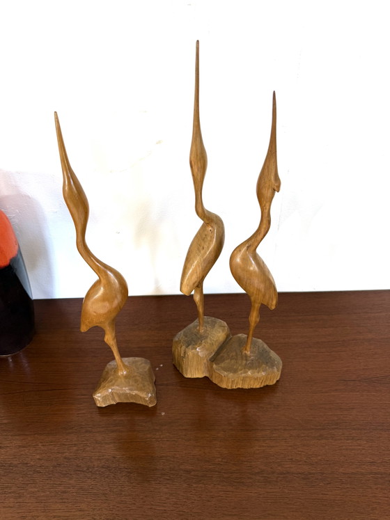 Image 1 of Conjunto antiguo de tallas de madera de garzas de los años 60.