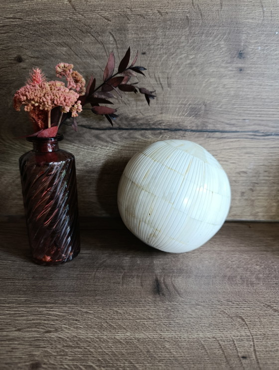 Image 1 of decoratieve bal van been, vintage