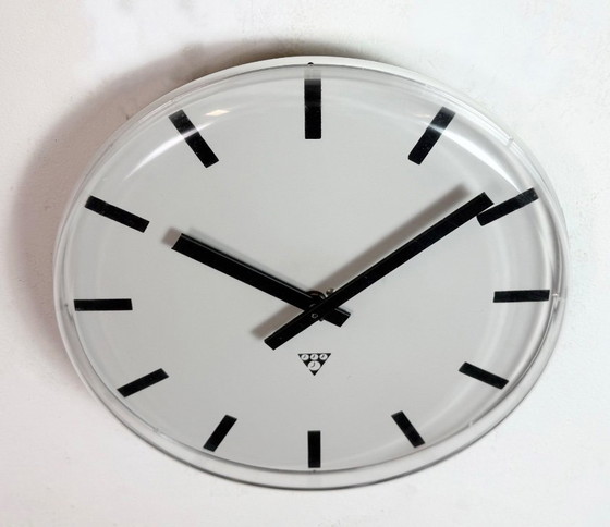 Image 1 of Horloge murale de bureau vintage de Pragotron, années 1980