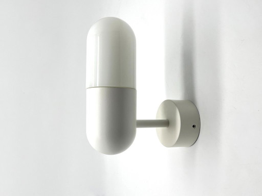 IKEA Östanå Wandlamp van Inma Bermúdez – Opaalglas & Wit Staal