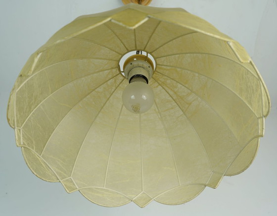 Image 1 of Très belle suspension cocon moderne du milieu du siècle, années 1970