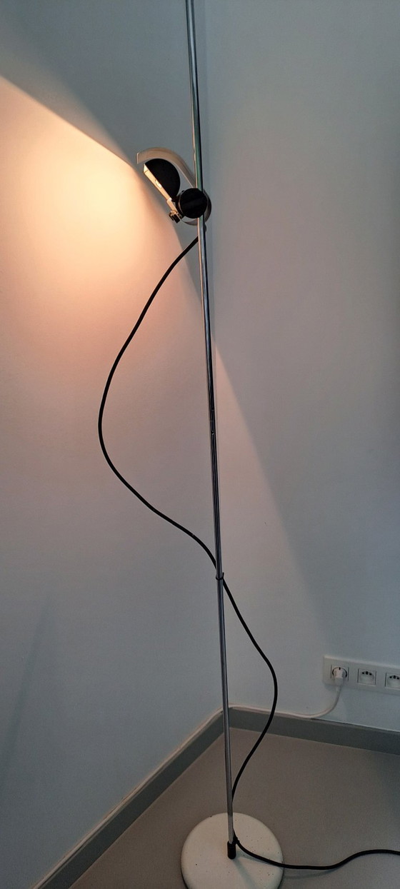 Image 1 of Joe Colombo vloerlamp Oluce 626L