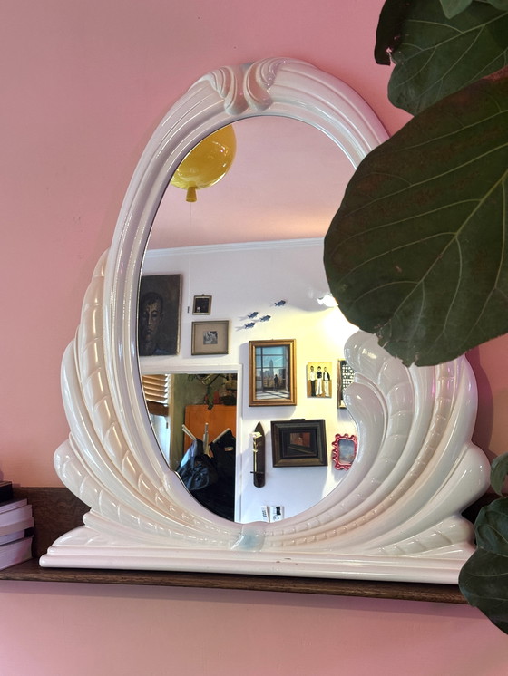 Image 1 of Miroir coquillage postmoderne iconique des années 1980 – 90×107 cm – Design vintage