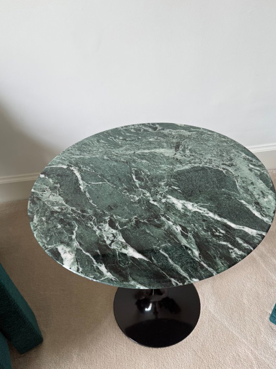 Image 1 of Knoll Saarinen table ronde marbre verdi alpi