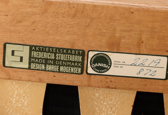 Image 1 of Borg Mogensen. vierzitsbank