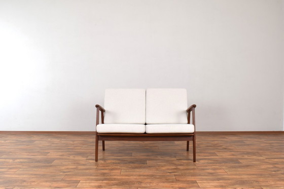 Image 1 of Deense teakhouten tweezitsbank uit het midden van de 20e eeuw, jaren 60.