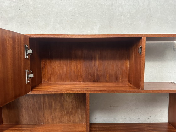 Image 1 of Mueble de pared de estilo moderno de mediados de siglo - teca