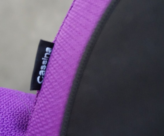 Image 1 of Sedia di design Cassina Dudet 526 | Viola