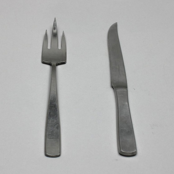 Image 1 of Folke Arström (1907-1997) - Gense Schweden - Modell Facette - Edelstahl 18-8 - Set aus Fleischmesser und Gabel (2x)