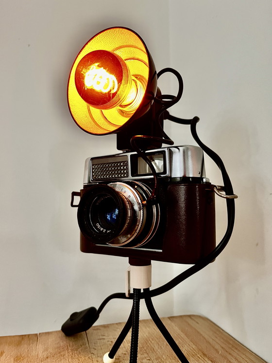 Image 1 of Unieke lamp gemaakt van retro Voigtländer camera 