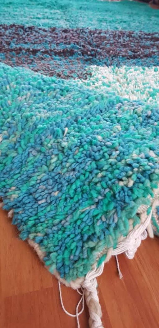 Hand-knotted Berber wool rug 252x164cm