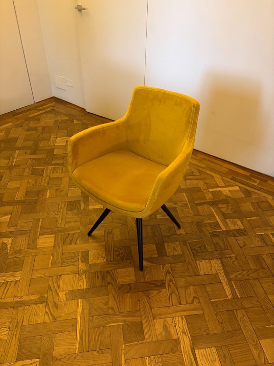 Versmissen - Set of 6 Mustard Yellow Velvet Upholstered Dining Chairs, Metal, Black (photo 2 of 5)