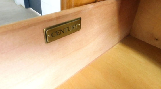 Image 1 of Traditionele dressoir/ladekast met 8 laden van fruithout van Century Furniture