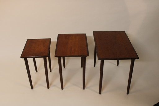 tables d'appoint vintage « tables gigognes »