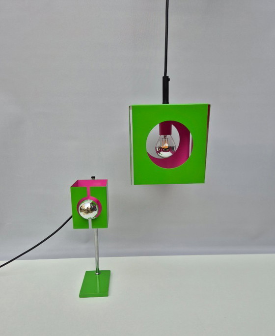 Image 1 of Space age cubes - Tafel en hanglamp - Jaren 80
