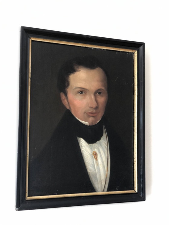 Image 1 of Portrait à l'huile ancien du XIXe siècle représentant un gentilhomme hollandais
