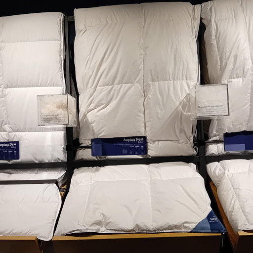 Auping Nest 4-S Down Duvet - 140x220