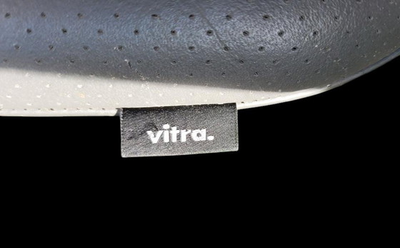 Image 1 of Fauteuil cantilever Vitra Visavis VisaSoft – cuir, très bon état