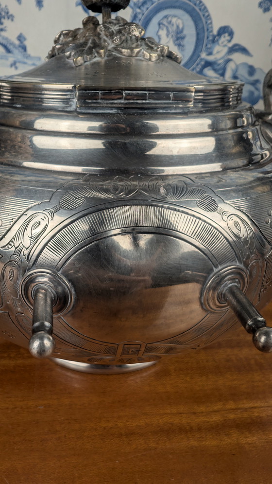 Image 1 of Samovar en Métal Argenté à Décor Incisé Baroque par l'Orfèvre Armand Frénais fin XIXème