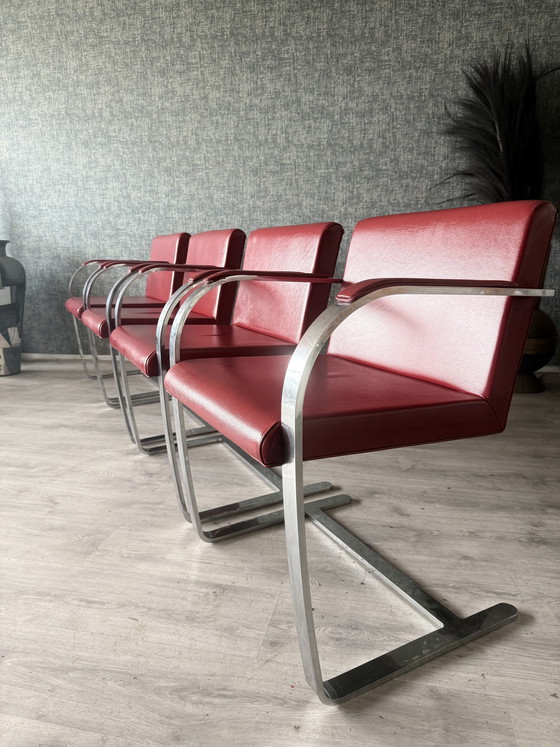 Image 1 of Ensemble de 4 fauteuils Brno vintage de Fasem en cuir rouge