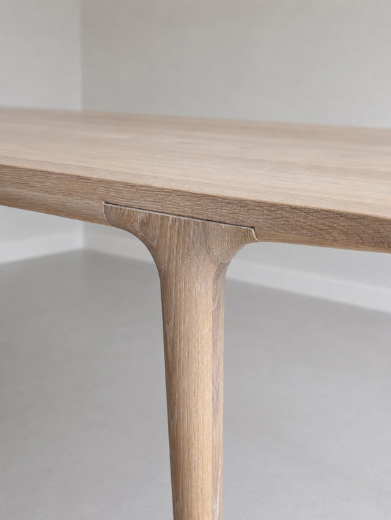 Mesa de comedor Gazzda Fawn de 220 cm | Roble macizo – Mesas de comedor, Wood (photo 4 of 12)