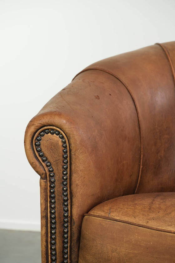 Bella Poltrona Club Vintage in Pelle di Pecora Colore Cognac con un Aspetto Robusto – Poltrone, Leather (photo 10 of 14)