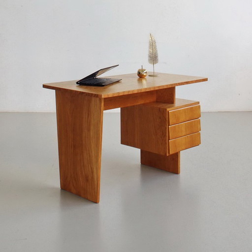 Escritorio de mediados de siglo de Bohumil Landsman, vintage de los años 60-70, completamente restaurado.