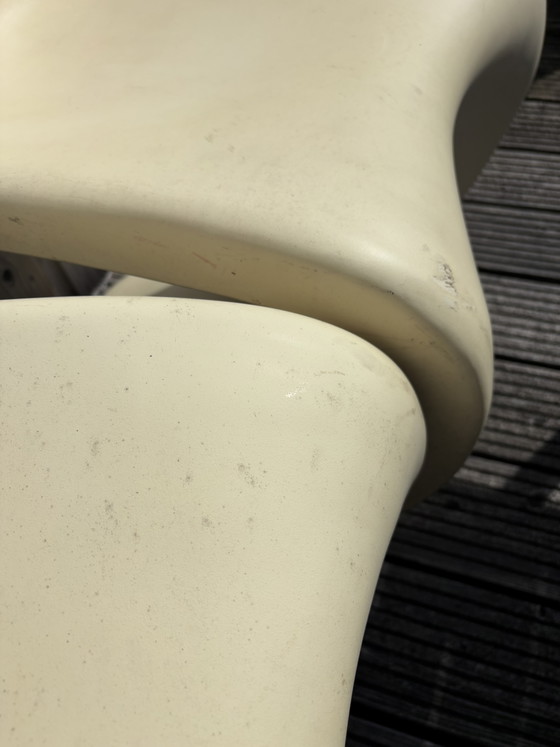 Image 1 of Sedie sintetiche color crema nello stile di Vitra Panton