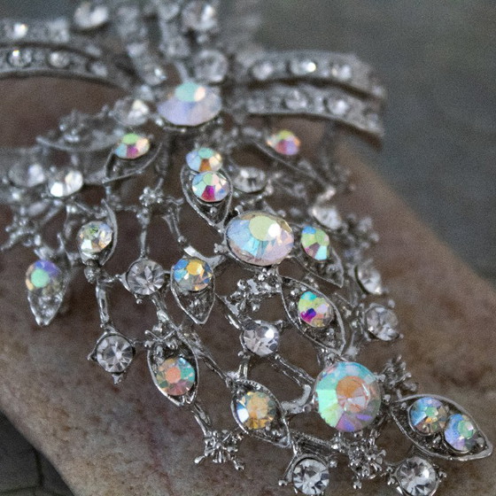 Image 1 of Vintage Aurora Borealis ribbon brooch: Iridescent and transparent rhinestones