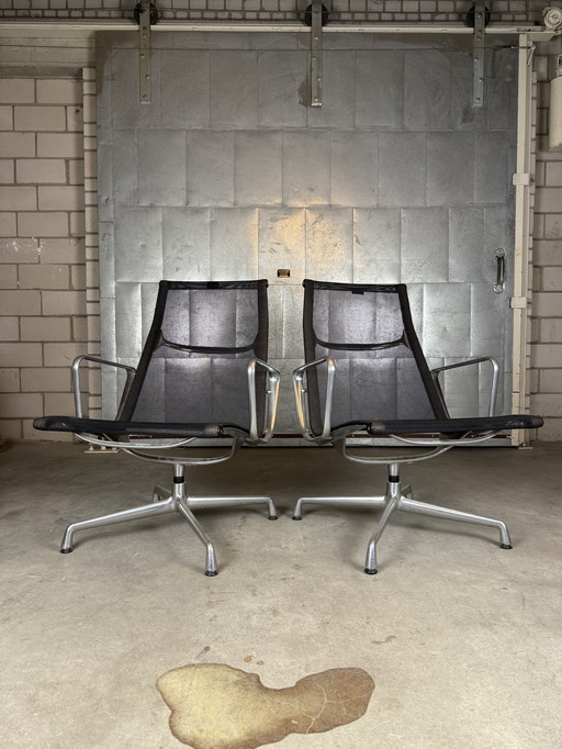 2X Vitra Eames Ea116 Lounge Stuhl