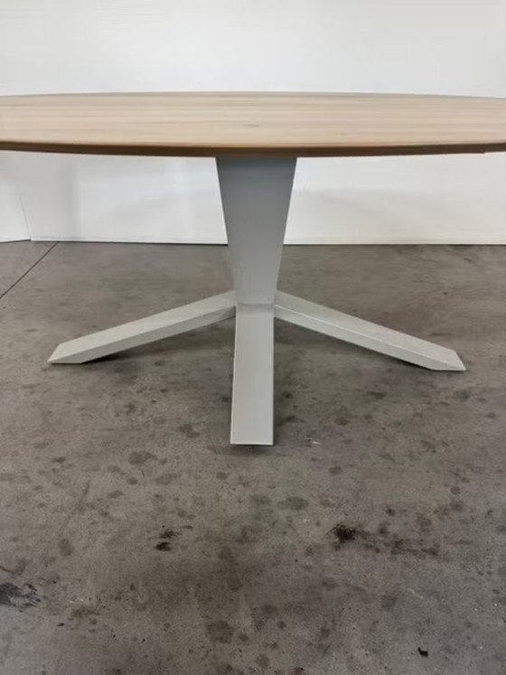 New Bert Plantagie Oak Oval Dining Table 180x105x69cm – Wood (photo 4 of 6)