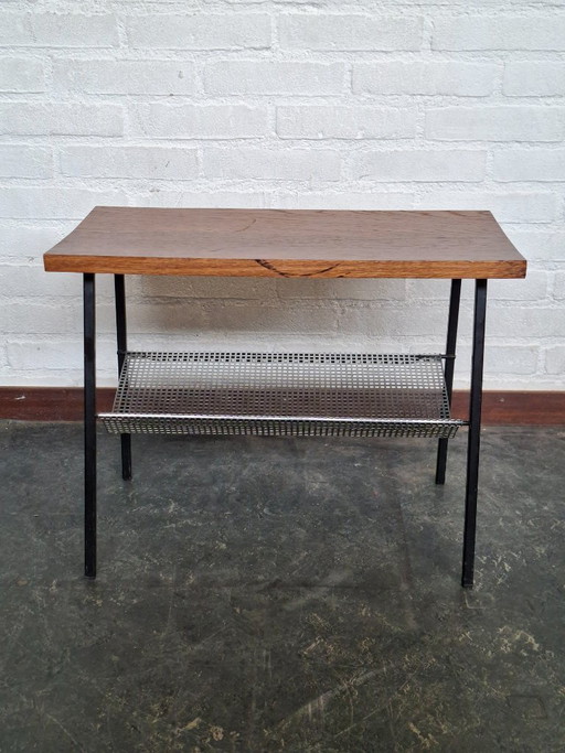 Tijdschriftenrek van Pilastro