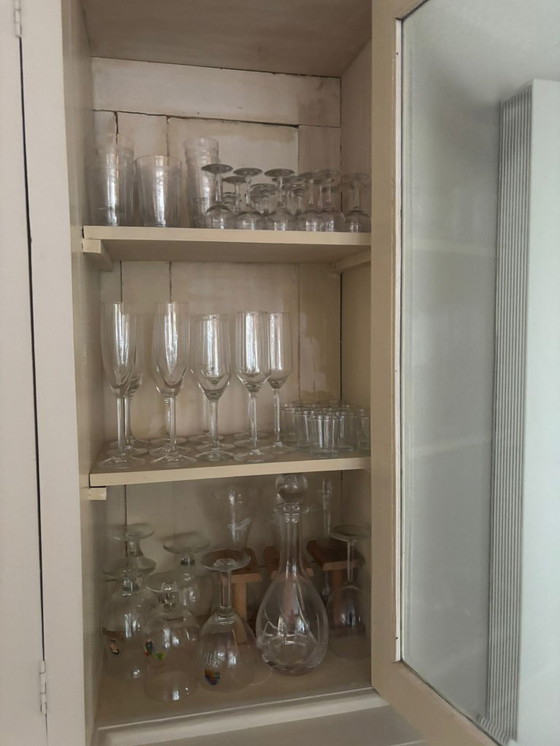 Image 1 of Vaisselle et garde-manger