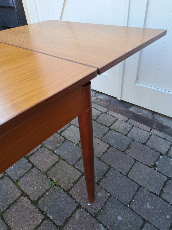 Image 1 of Table à manger design danois XL