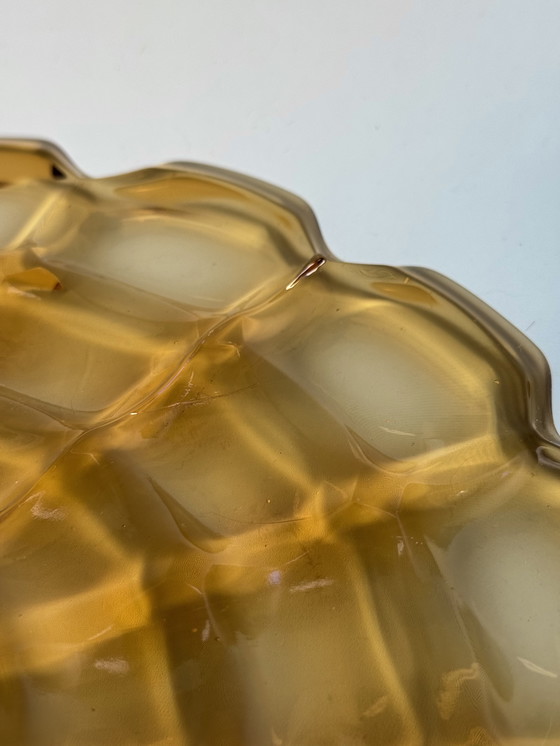 Image 1 of Porte-gâteau - Lady - Ankerglas Bernsdorf- Période Art Déco (années 1930)- Verre ambré