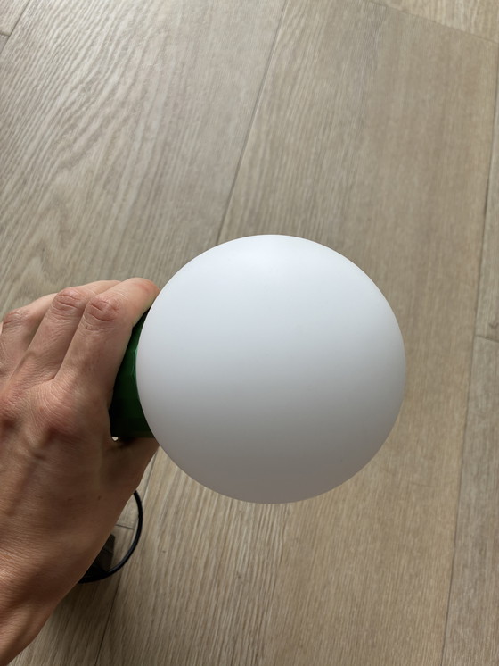 Image 1 of Heu schaltet Tafellampe ein