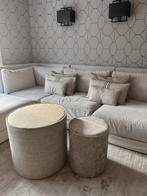 Image 1 of Handgefertigter neuer Pouf - Couchtisch