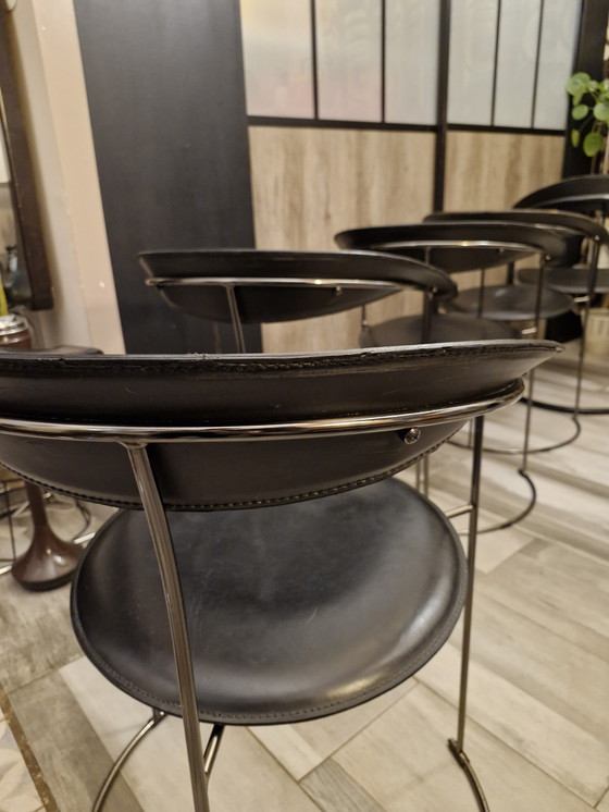Image 1 of Suite de 5 Chaises Cuirs, Canasta d' Arrben Italy Vintage 1980
