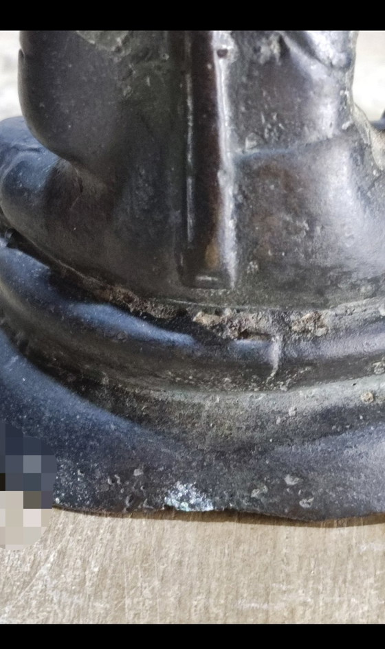 Image 1 of Buda de bronce