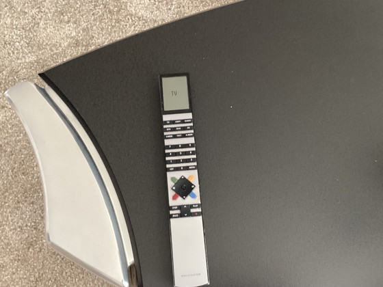 B&O Smart-TV mit Fernbedienung – Akustiksofa, rvs (photo 4 of 5)