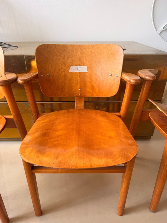 Domus chairs (9 pieces, also available individually) – Ilmari Tapiovaara, Dining chairs, Wood (photo 7 of 21)