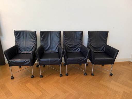 Montis Chaplin black dining chair 4 pieces