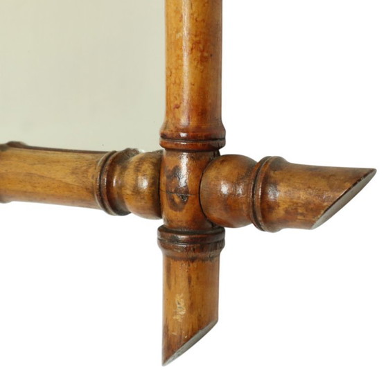 Image 1 of Miroir antique en bois et faux bambou
