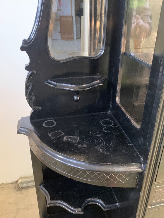 Image 1 of Grand meuble vitrine en bois noirci fin XIX/début XXème