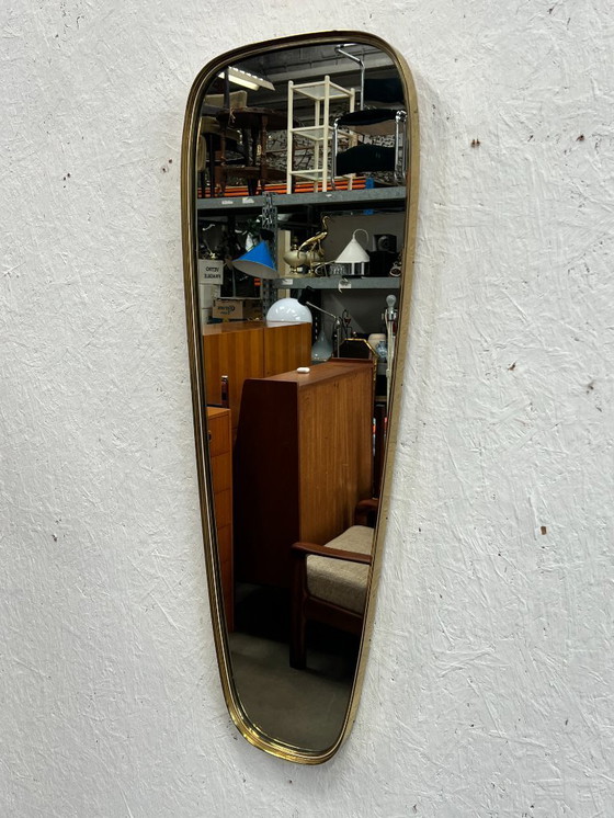 Image 1 of Specchio vintage di grandi dimensioni, con cornice dorata, anni '60.