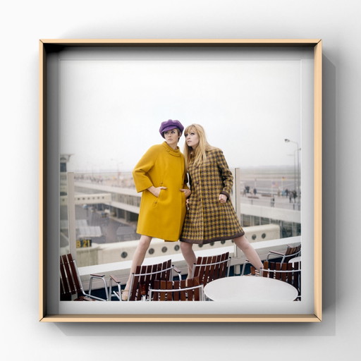 1x Peike Reintjens | Mid Century Fashion Photography Schiphol 2967 – fotografie, Paper