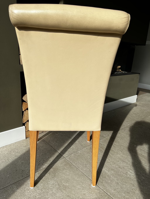 Poltrona Frau Vittoria dining chairs | soft leather | Yellow