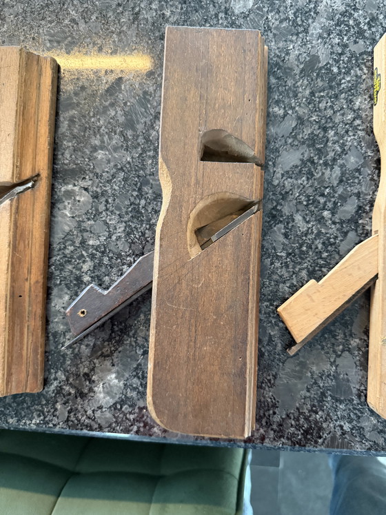 Image 1 of 5 delige antieke meubelschavenset